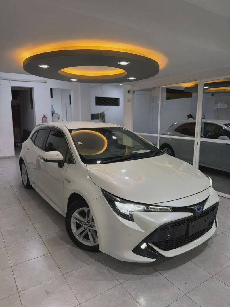Toyota Corolla Sports Hybrid 2018