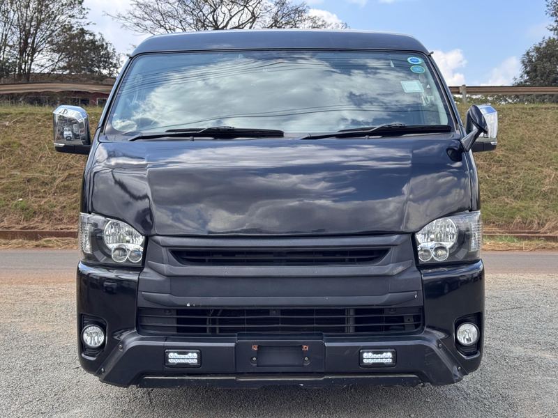 2017 Toyota HIACE COMMUTER GL