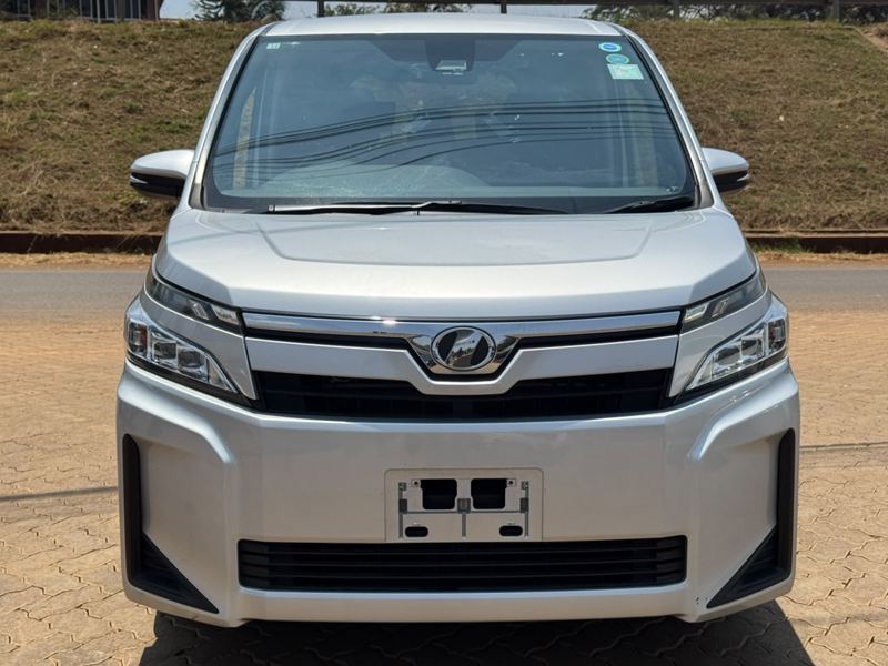 2019 Toyota VOXY