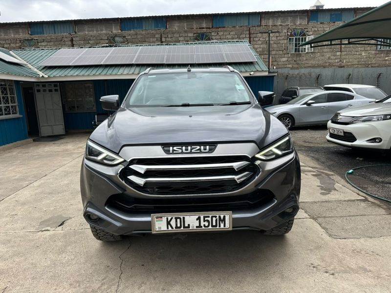 2022 Isuzu MU-X LS-M (4WD)
