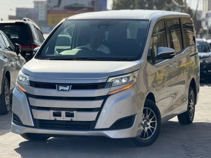 2019 Toyota NOAH