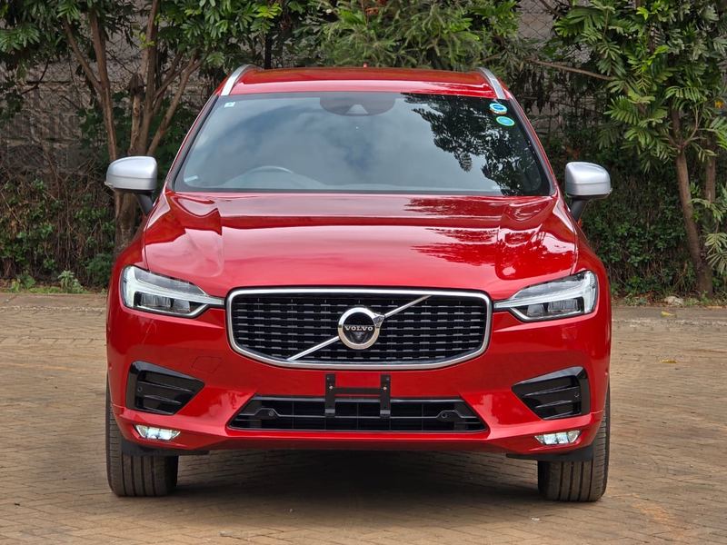 2019 Volvo XC60 R-Design