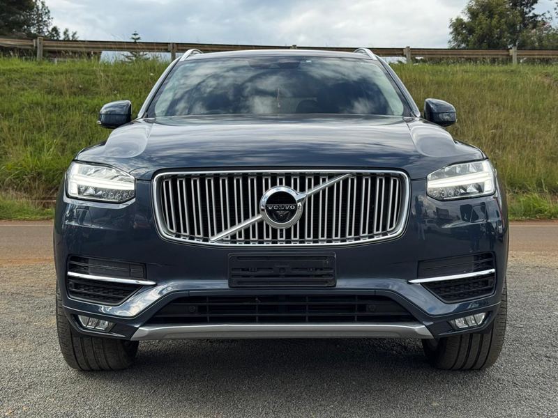 2018 Volvo XC90 T6 AWD INSCRIPTION