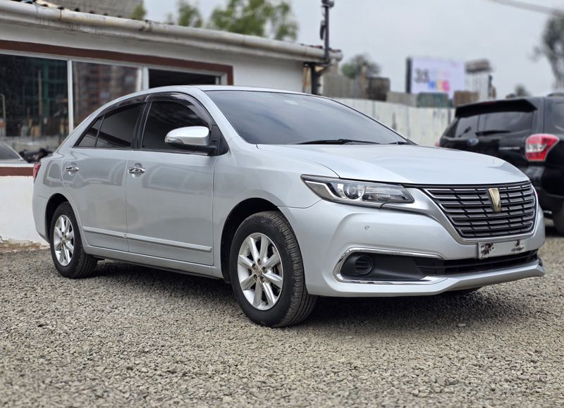 2018 Toyota PREMIO 1.5F