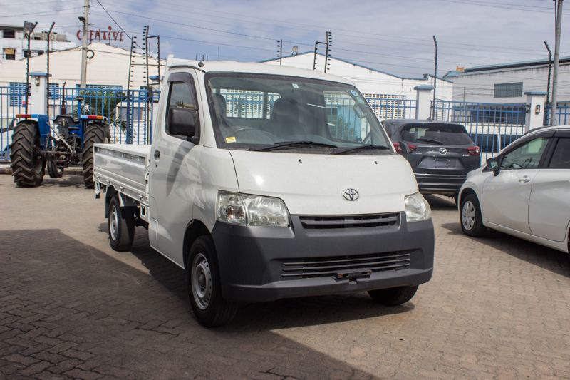 Toyota Lite-Ace 2015