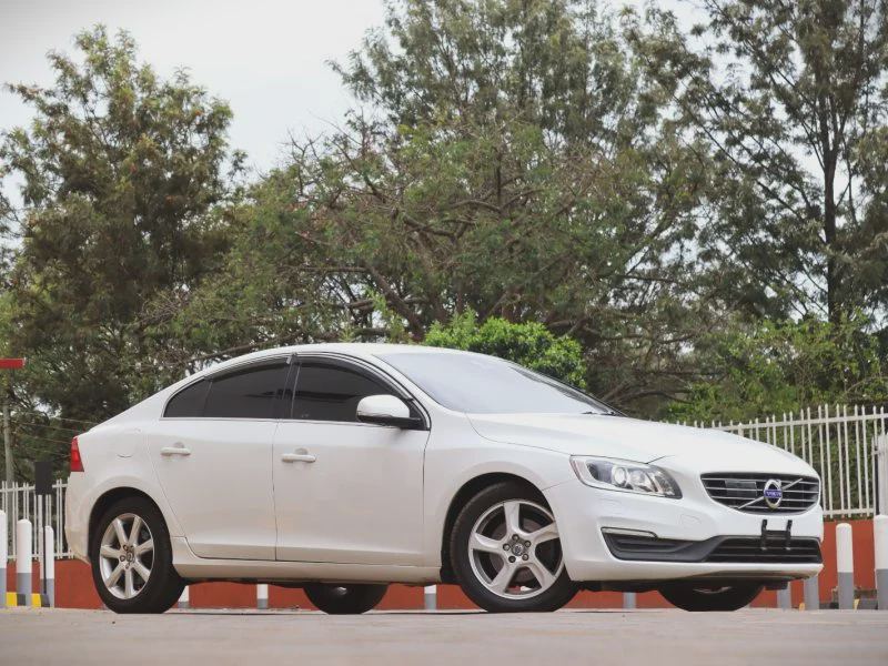 2017 Volvo S60 D4