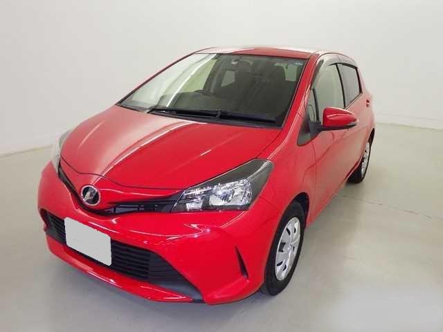 Toyota Vitz 2015