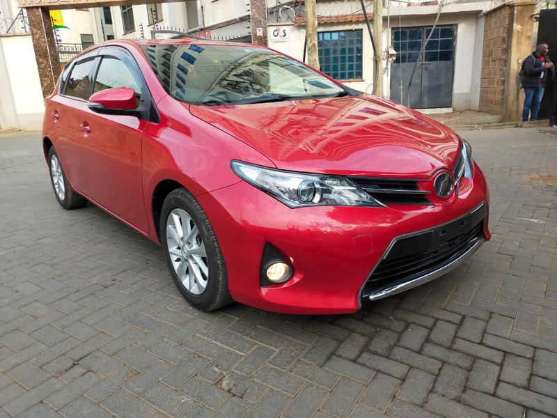Toyota Auris 2015
