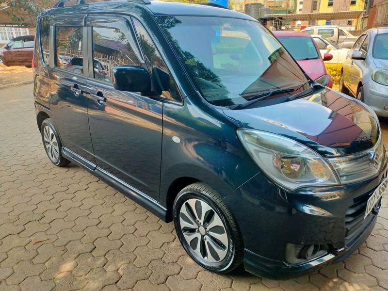 Suzuki Solio 2015