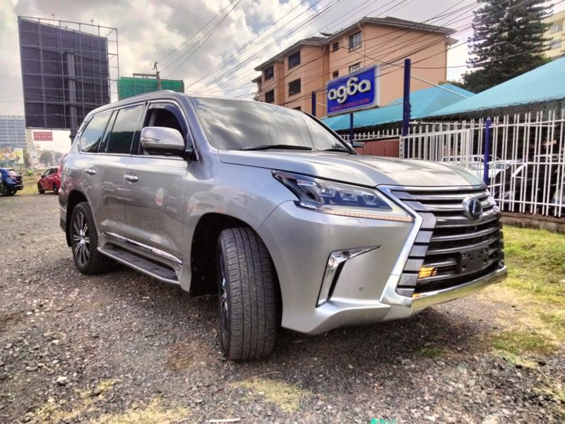 Lexus LX 2017