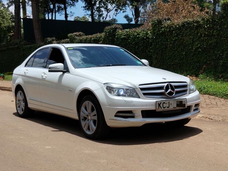2009 MERCEDES-BENZ C200