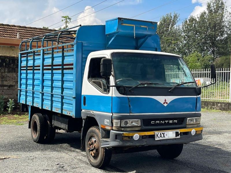 2000 MITSUBISHI CANTER
