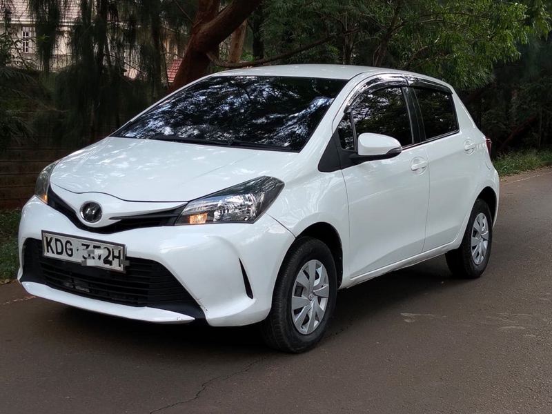 2015 MODEL TOYOTA VITZ JEWELA