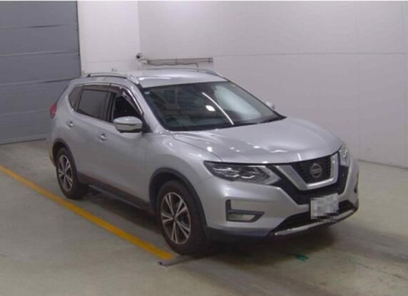 NISSAN XTRAIL # 8831