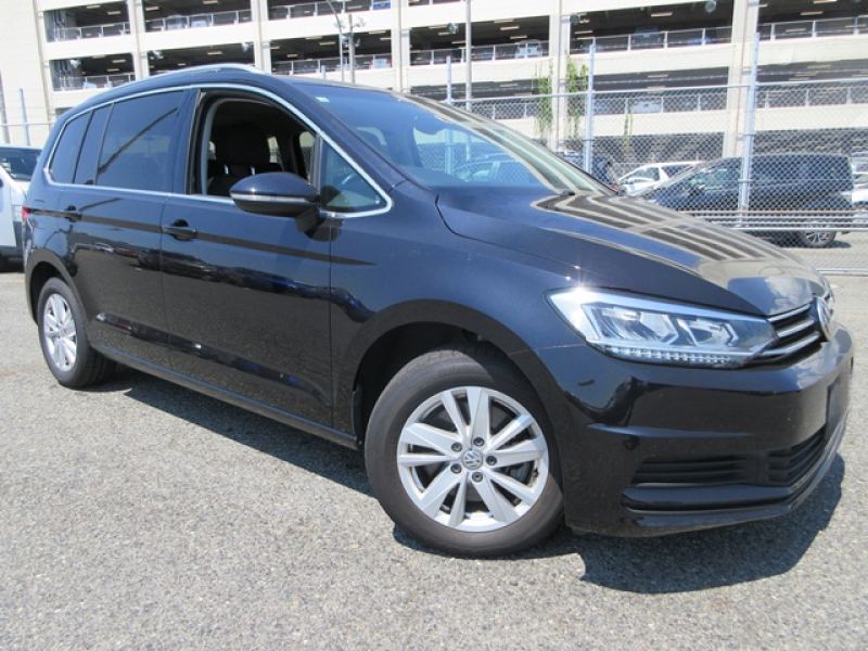 VOLKSWAGEN TOURAN 2019
