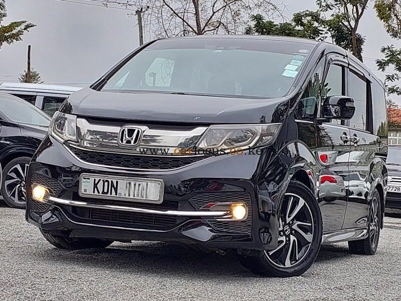 Honda STEP WAGON 2016