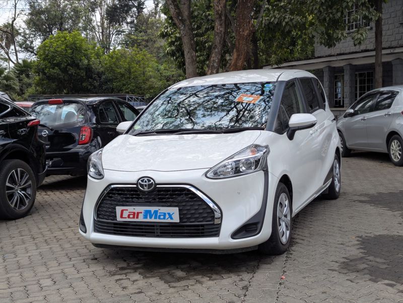 2019 TOYOTA SIENTA