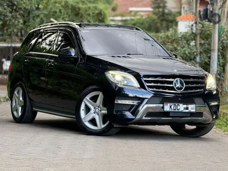 2015 Mercedes Benz ML350 4matic Sunroof
