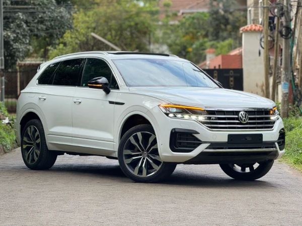 2019 Volkswagen Touareg TDI Sunroof