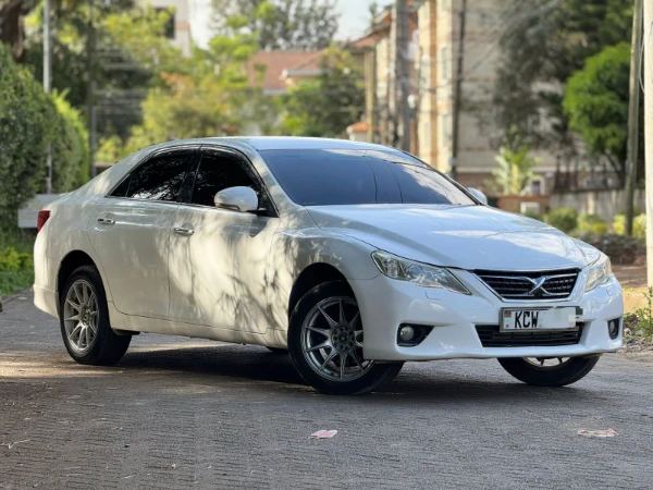 2012 Toyota Mark X