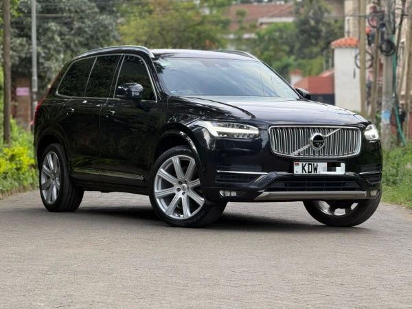 2019 Volvo XC90 D4 AWD Sunroof