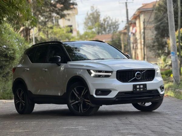 2019 Volvo XC40