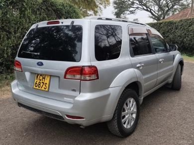 2009 Ford ESCAPE KCH Auto 2250cc Petrol 4WD New Tires Clean