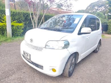 2011 Toyota Porte KCP Auto petrol 1300cc