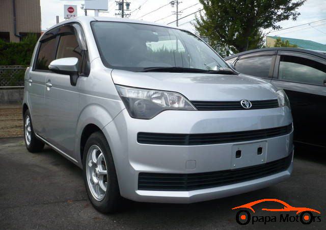2015 TOYOTA Spade