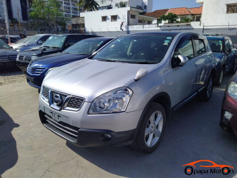 2012 NISSAN DUALIS