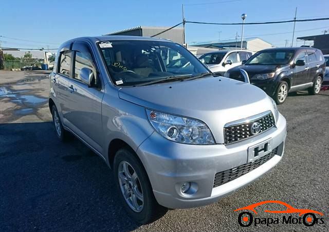 2015 TOYOTA RUSH