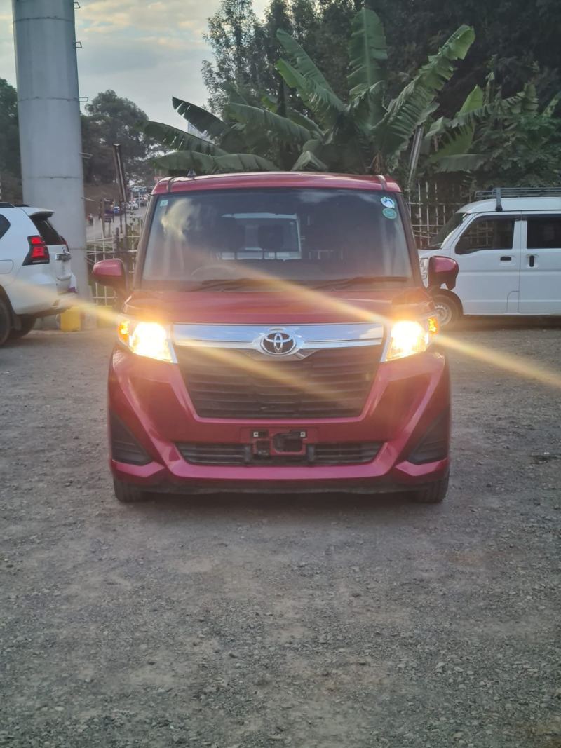 Toyota Roomy 2018